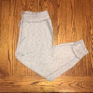 Athleta Techie Terry Capri